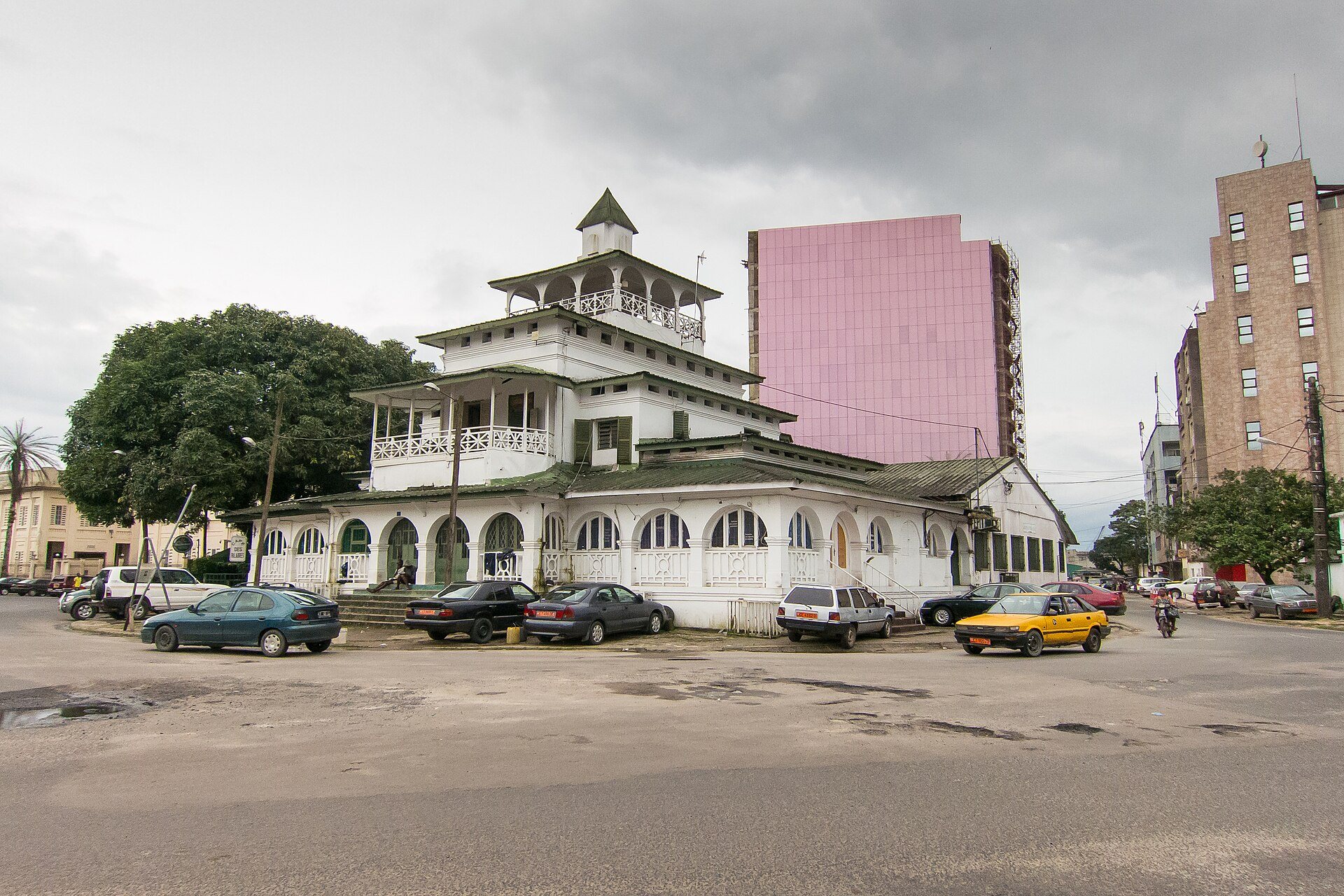 La Pagode, ancien palais des rois Bell. Photo : FischerFotos / Wikimedia Commons, CC BY-SA 3.0
